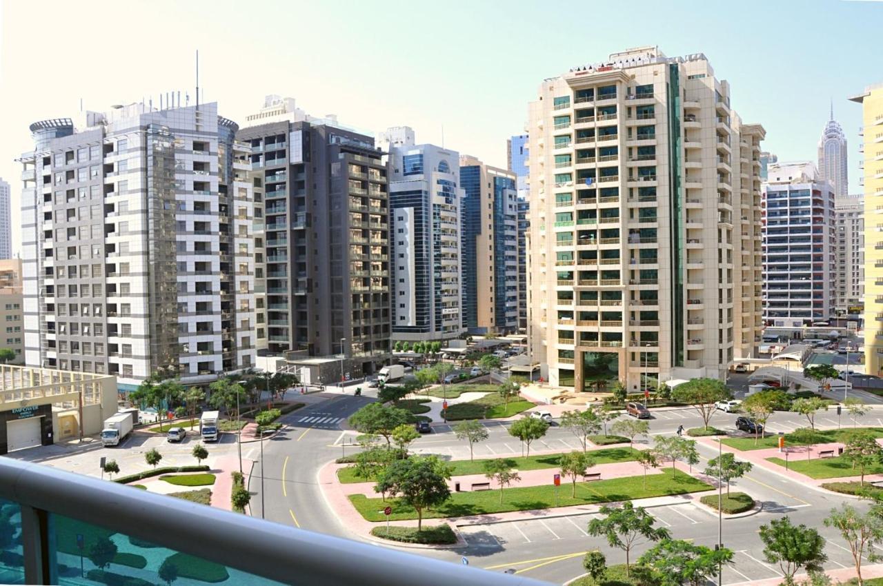 Care Holiday Homes Apartments Barsha Heights Dubai Exterior foto