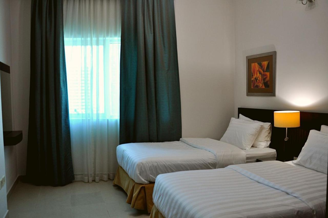Care Holiday Homes Apartments Barsha Heights Dubai Exterior foto