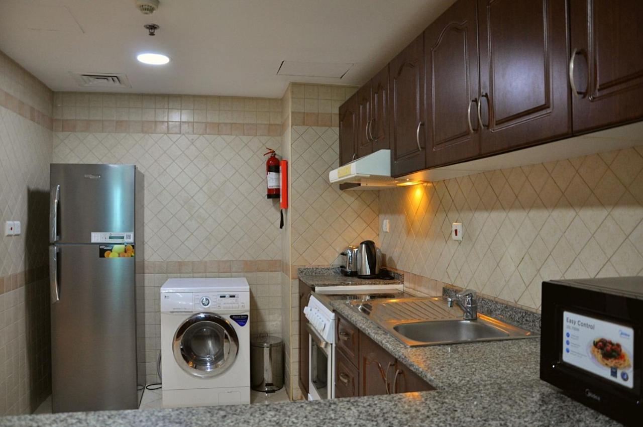 Care Holiday Homes Apartments Barsha Heights Dubai Exterior foto